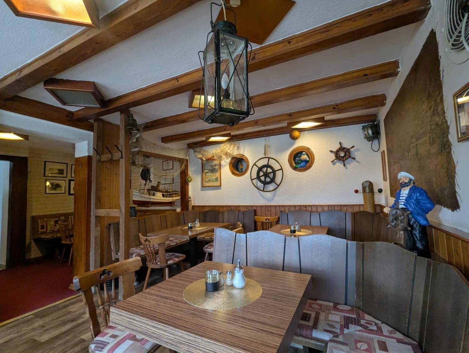 Pension & Restaurant Haus Hiddensee Kloster Buitenkant foto